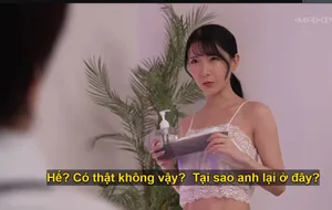 大眼萌妹子和眼镜老青年啪啪做爱，清晰特写操逼细节，多姿势伺候征服老男人